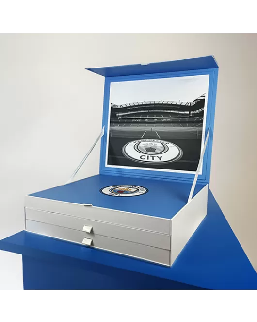 Manchester City VIP Kit box