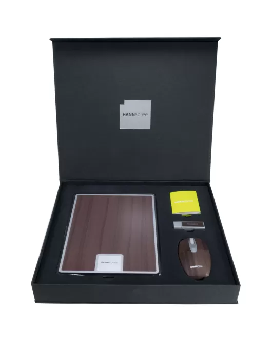 Hanspree custom presentation box with mouse mat, USB and computer mouse.