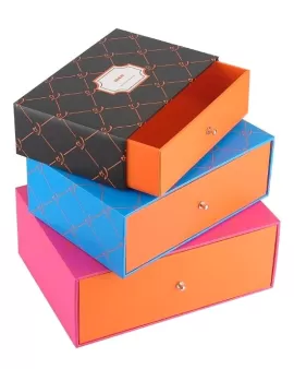 Custom Made Magnetic Closure Box