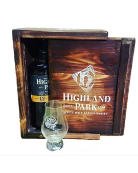Promotional Wooden Drinks Packaging for Highland Park