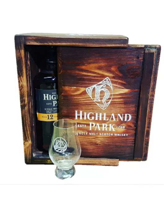 Promotional Wooden Drinks Packaging for Highland Park