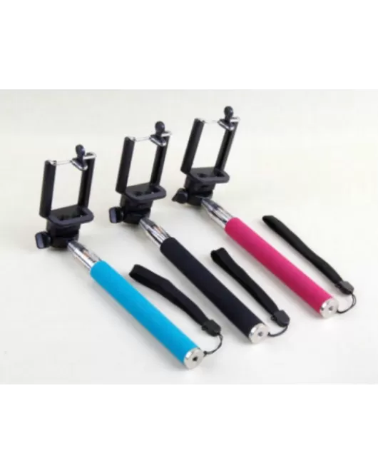 Extendable handheld selfie stick